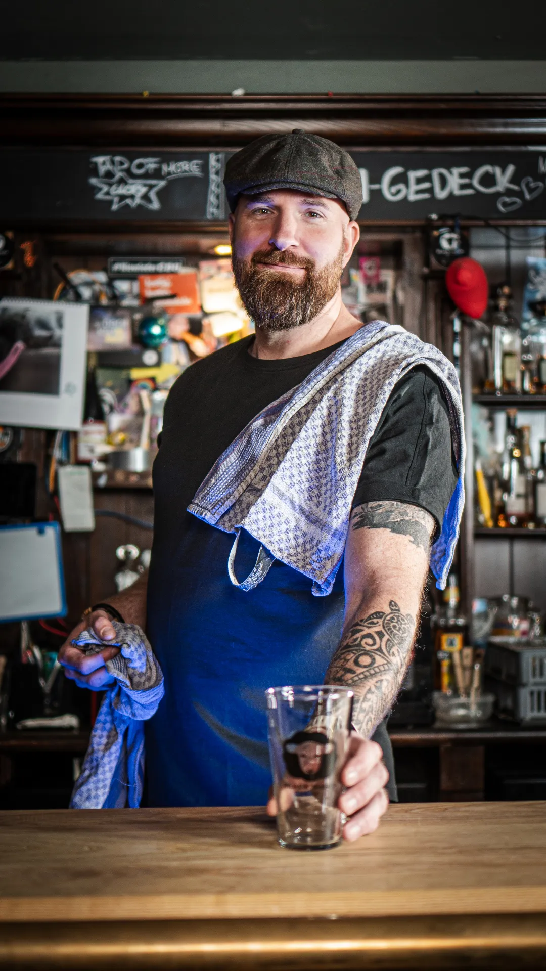 Business Portrait im Bar-Ambiente
